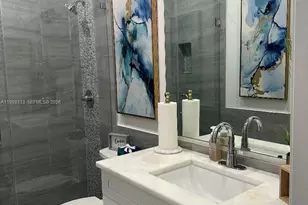 7690 S Southwood Cir, Davie, FL 33328 - Photo 27