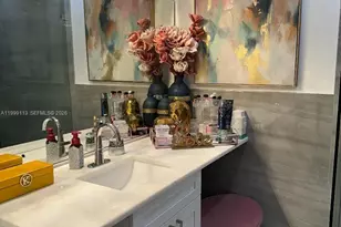 7690 S Southwood Cir, Davie, FL 33328 - Photo 13