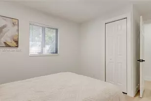 2736 NW 21st Ave, Oakland Park, FL 33311 - Photo 23