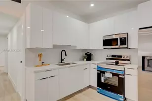 2736 NW 21st Ave, Oakland Park, FL 33311 - Photo 29