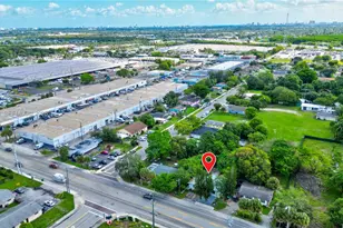 2736 NW 21st Ave, Oakland Park, FL 33311 - Photo 47