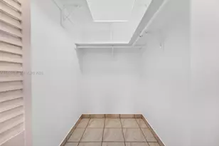 8250 Byron Ave, Miami Beach, FL 33141 - Photo 11