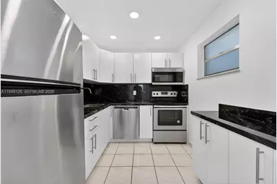 8250 Byron Ave #404, Miami Beach, FL 33141 - Photo 5