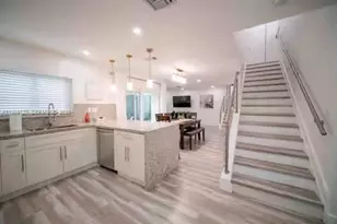 21761 SW 98th Pl, Cutler Bay, FL 33190 - Photo 5