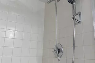 13255 SW 9th Ct, Pembroke Pines, FL 33027 - Photo 11