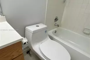 13255 SW 9th Ct, Pembroke Pines, FL 33027 - Photo 19