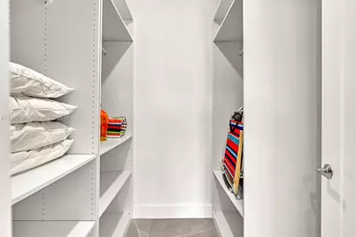 2100 Miami Rd #204, Fort Lauderdale, FL 33316 - Photo 11