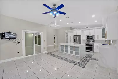 6931 SW 159th Pl, Miami, FL 33193 - Photo 13