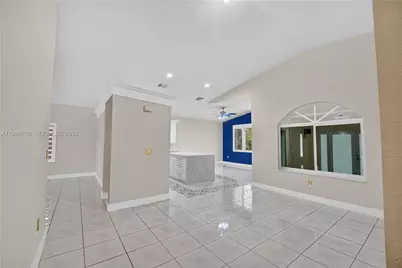 6931 SW 159th Pl, Miami, FL 33193 - Photo 9
