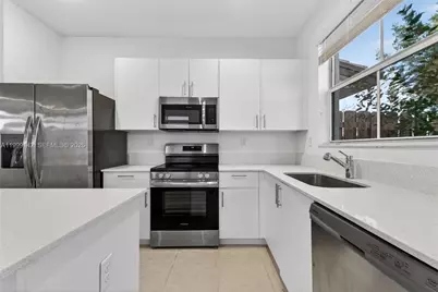 2650 SE 29th Street #2650, Homestead, FL 33035 - Photo 11