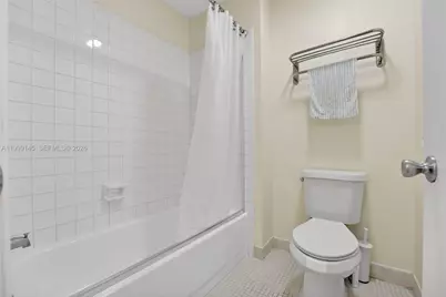 21810 Cypress Cir #26B, Boca Raton, FL 33433 - Photo 19