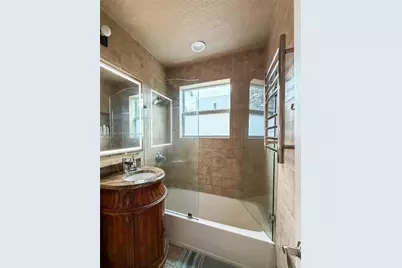[Address not provided], Hollywood, FL 33020 - Photo 17