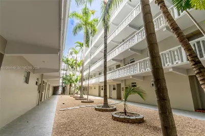 330 SE 2nd St #405F, Hallandale Beach, FL 33009 - Photo 29