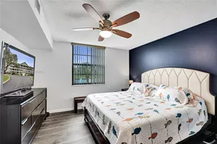 1526 Whitehall Dr, Davie, FL 33324 - Photo 9