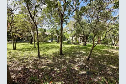 777 NE 144th St, North Miami, FL 33161 - Photo 17