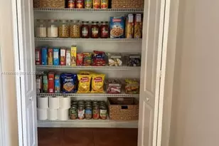 15816 SW 103rd Ln, Miami, FL 33196 - Photo 9