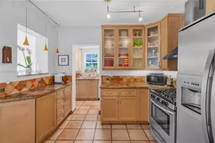 4072 Park Ave, Miami, FL 33133 - Photo 13