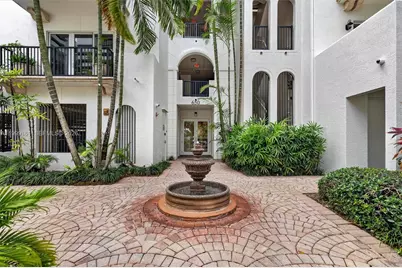 650 Valencia Ave #302, Coral Gables, FL 33134 - Photo 5