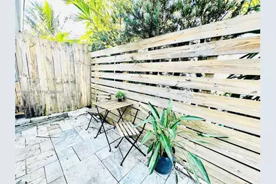 1004 N 16th Ave #1, Hollywood, FL 33020 - Photo 1