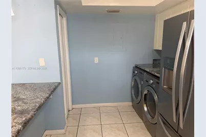1486 W 72nd St, Hialeah, FL 33014 - Photo 11