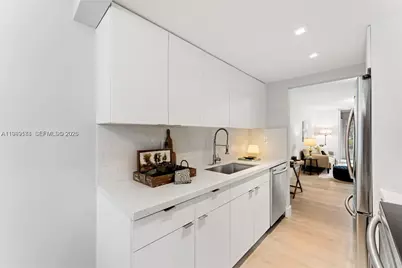 3141 NW 47th Ter #121, Lauderdale Lakes, FL 33319 - Photo 9