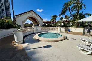 2000 Island Blvd, Aventura, FL 33160 - Photo 61