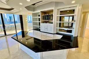 2000 Island Blvd, Aventura, FL 33160 - Photo 17