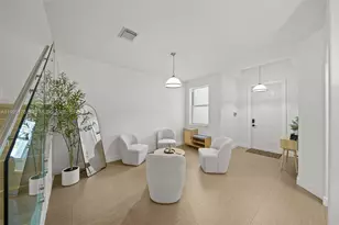 11613 NW 78th St, Doral, FL 33178 - Photo 5