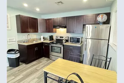 236 SE 9th Ave #1, Pompano Beach, FL 33060 - Photo 3