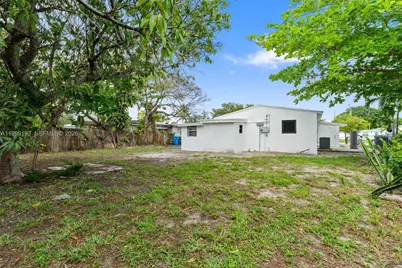 4520 SW 33rd Dr, West Park, FL 33023 - Photo 23