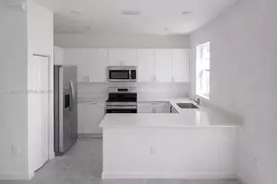 29277 SW 163rd Ct, Homestead, FL 33033 - Photo 9