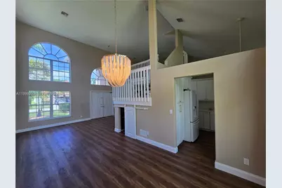 18341 NW 10th St, Pembroke Pines, FL 33029 - Photo 17