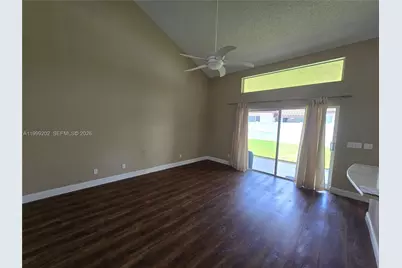 18341 NW 10th St, Pembroke Pines, FL 33029 - Photo 15