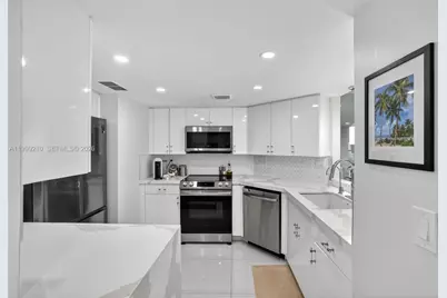 3000 E Sunrise Blvd #14C, Fort Lauderdale, FL 33304 - Photo 19