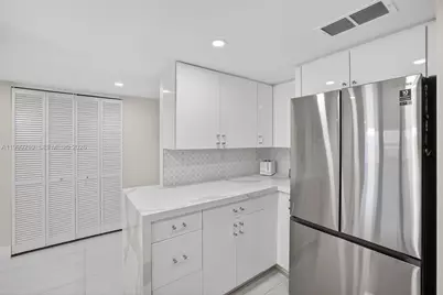 3000 E Sunrise Blvd #14C, Fort Lauderdale, FL 33304 - Photo 21