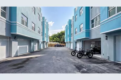 824 SE 12th Ct #11, Fort Lauderdale, FL 33316 - Photo 19