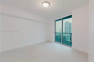 185 SW 7th St, Miami, FL 33130 - Photo 13