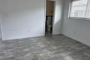 3681 NE 170th St, North Miami Beach, FL 33160 - Photo 21