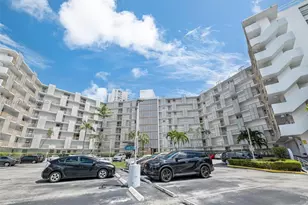 3475 N Country Club Dr, Aventura, FL 33180 - Photo 27