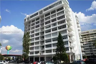 [Address not provided], Hallandale Beach, FL 33009 - Photo 9