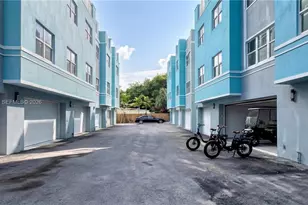 824 SE 12th Ct, Fort Lauderdale, FL 33316 - Photo 19