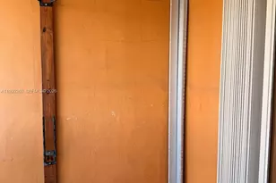 [Address not provided], Hallandale Beach, FL 33009 - Photo 27