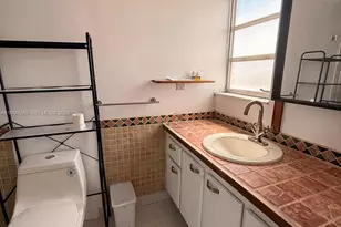 [Address not provided], Hallandale Beach, FL 33009 - Photo 27