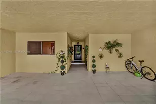 3996 Estepona Ave, Doral, FL 33178 - Photo 7