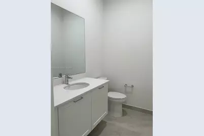 8037 NW 46th Ter, Doral, FL 33166 - Photo 21