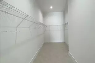 8037 NW 46th Terrace, Doral, FL 33166 - Photo 11