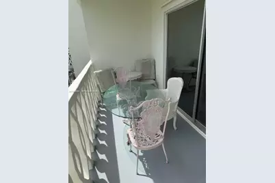 450 Golden Isles Dr #2G, Hallandale Beach, FL 33009 - Photo 15