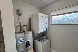 206 NW 5th Ave, Dania Beach, FL 33004 - Photo 7