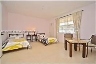 129 SE 5th St, Hallandale Beach, FL 33009 - Photo 5