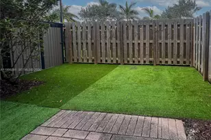 20800 NE 5th Ct, Miami, FL 33179 - Photo 21